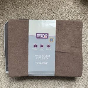 Heart to Tail - Travel Bucket Pet Bed